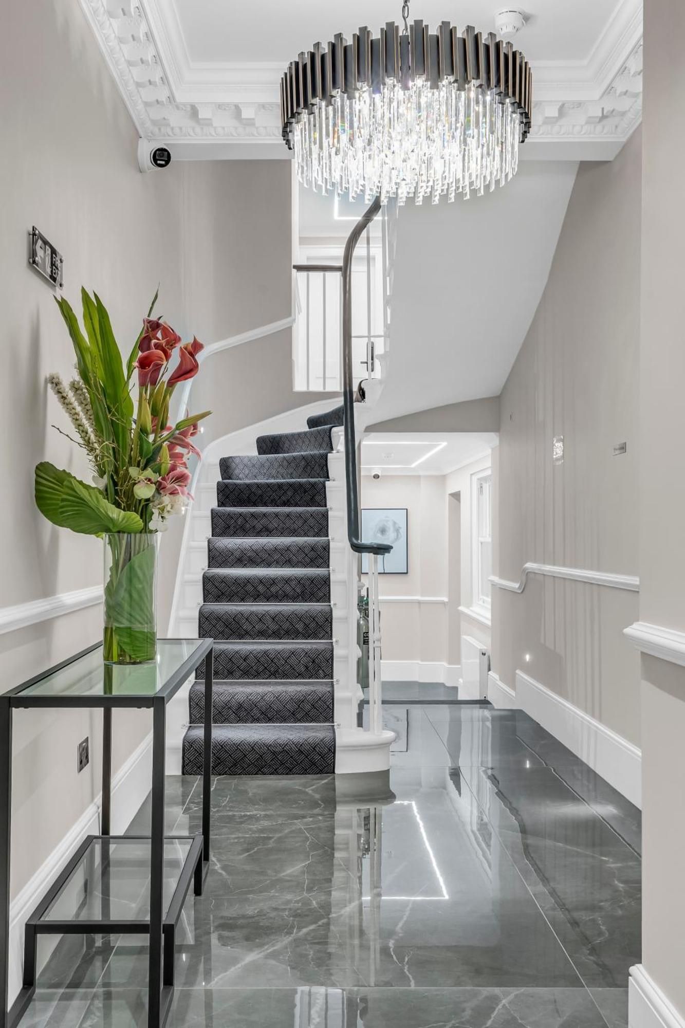 Cleveland Residences Bloomsbury Лондон Экстерьер фото