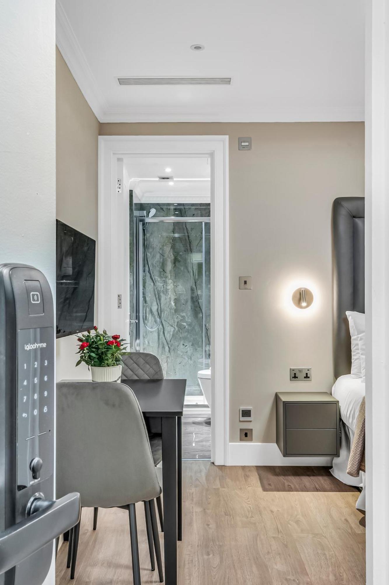 Cleveland Residences Bloomsbury Лондон Экстерьер фото