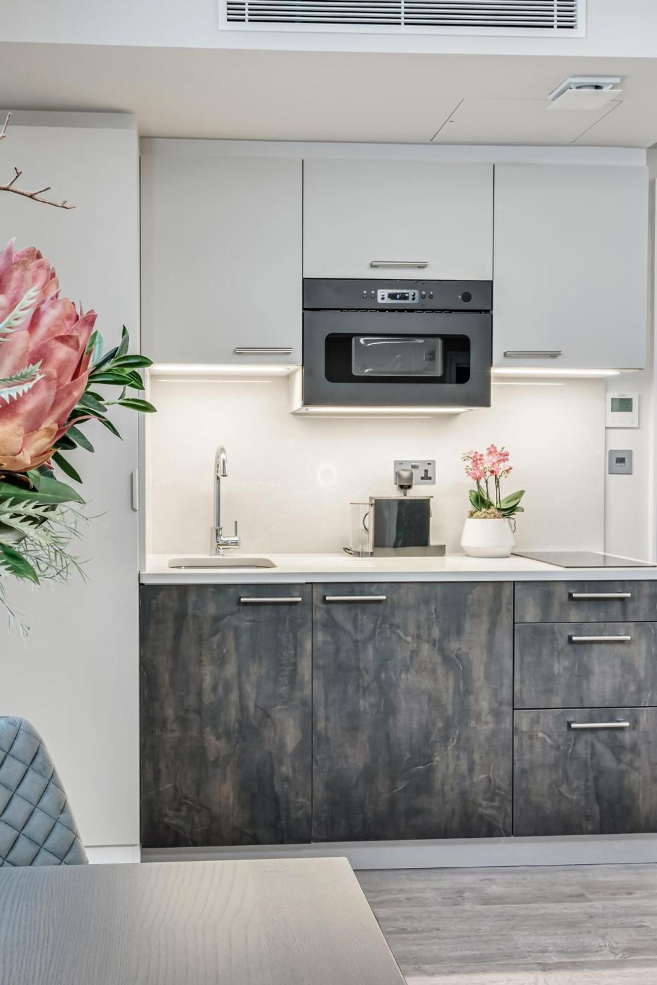 Cleveland Residences Bloomsbury Лондон Экстерьер фото
