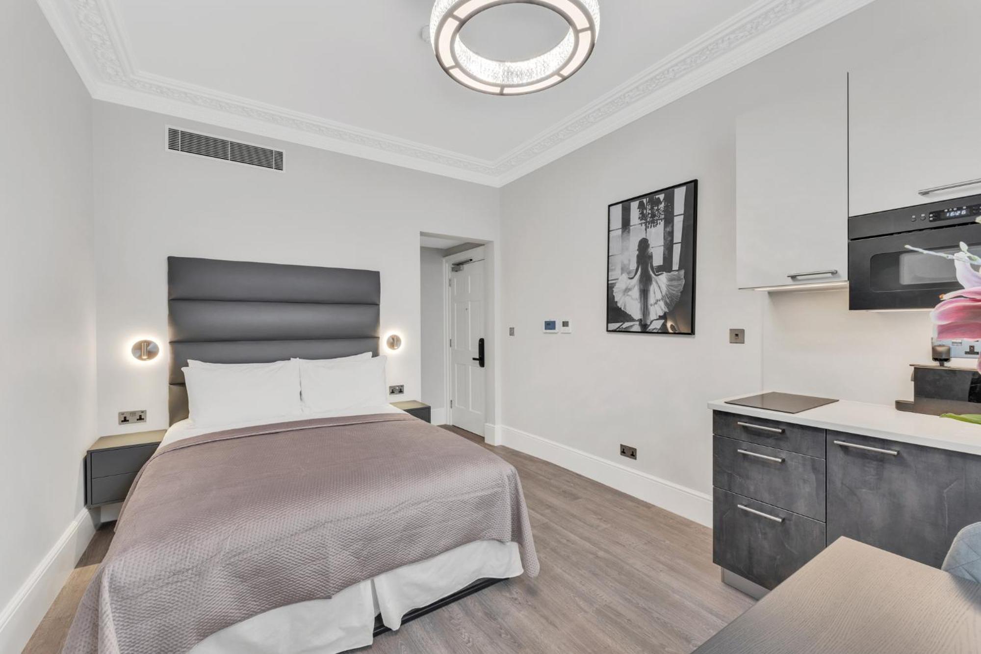 Cleveland Residences Bloomsbury Лондон Экстерьер фото