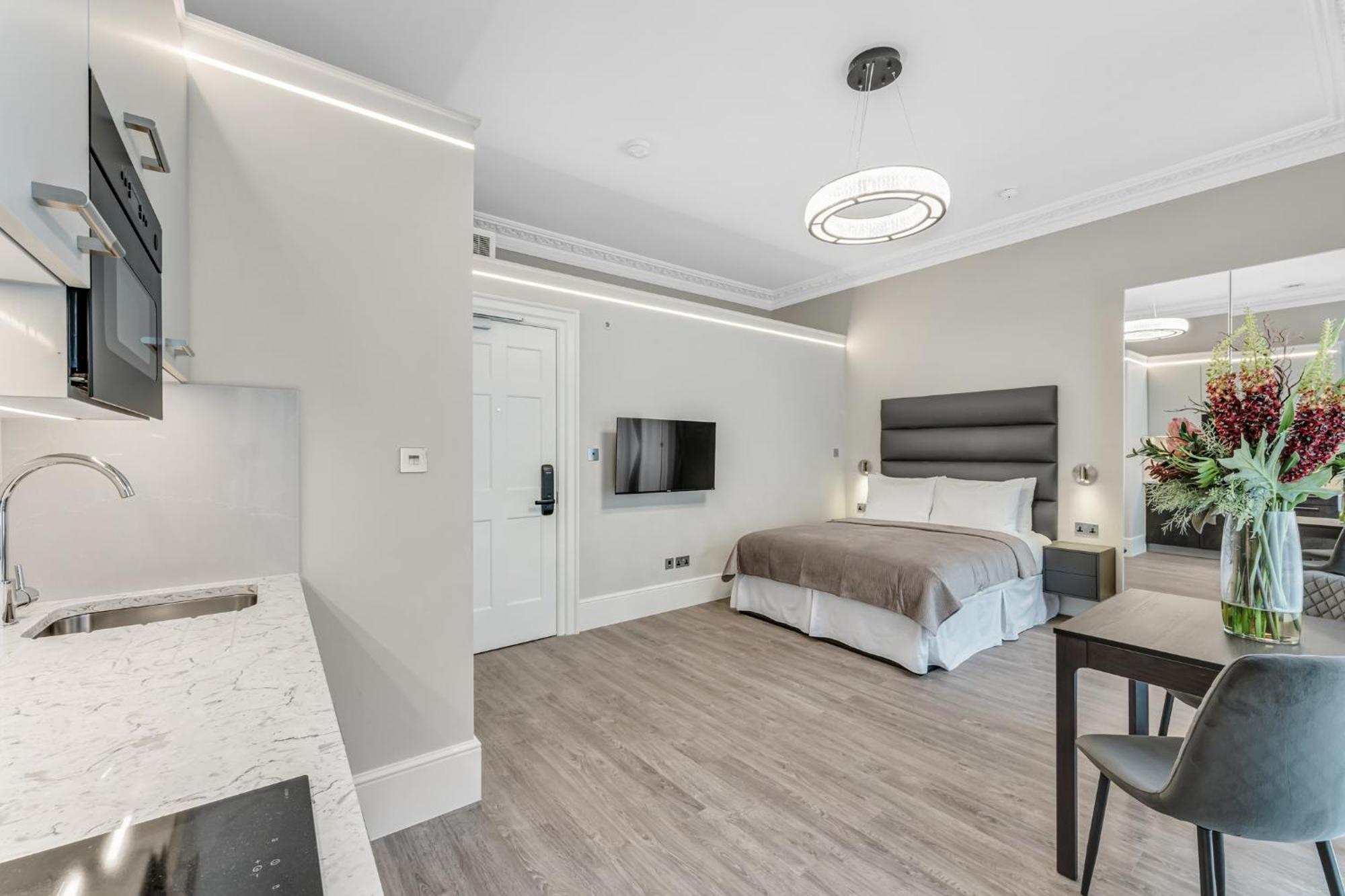 Cleveland Residences Bloomsbury Лондон Экстерьер фото