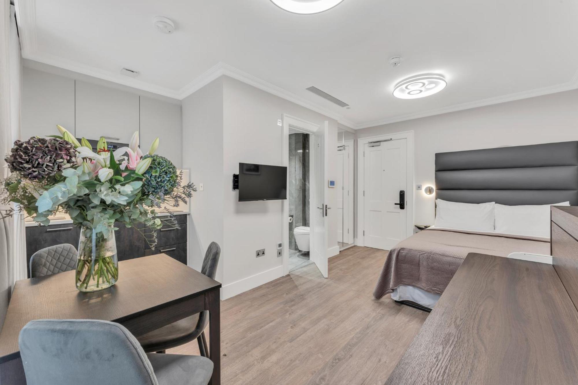 Cleveland Residences Bloomsbury Лондон Экстерьер фото