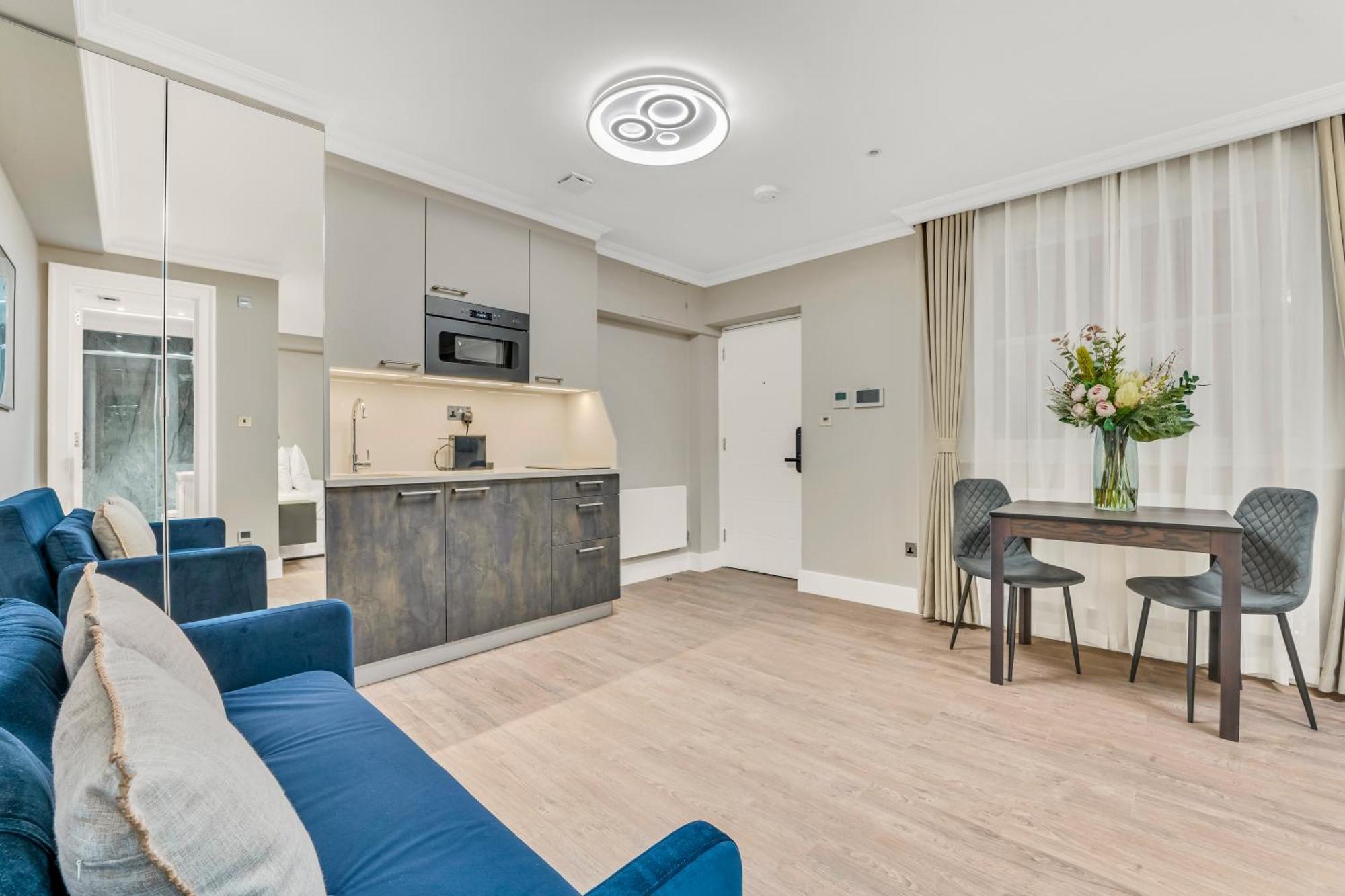 Cleveland Residences Bloomsbury Лондон Экстерьер фото