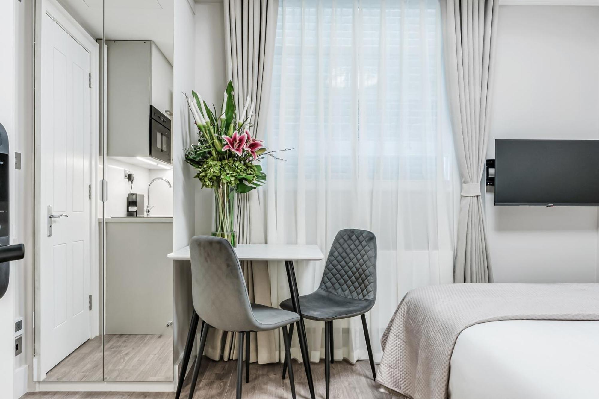 Cleveland Residences Bloomsbury Лондон Экстерьер фото